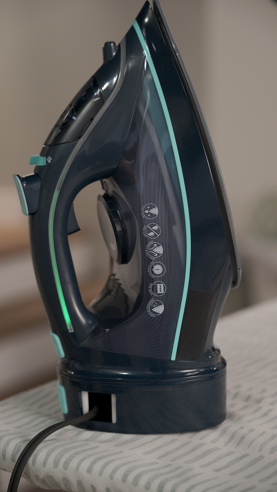 Zippi Cordless Iron